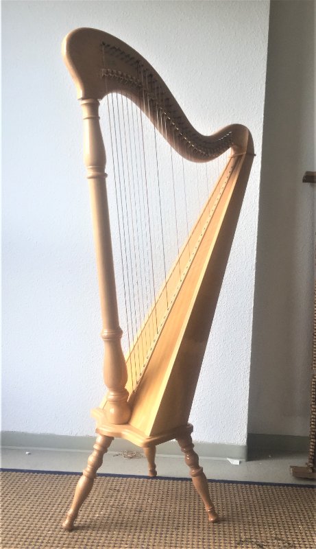 Harfe2.JPG
