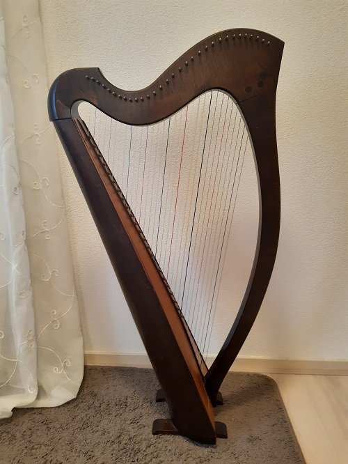 Sanderson & Taylor harp 09a.jpg