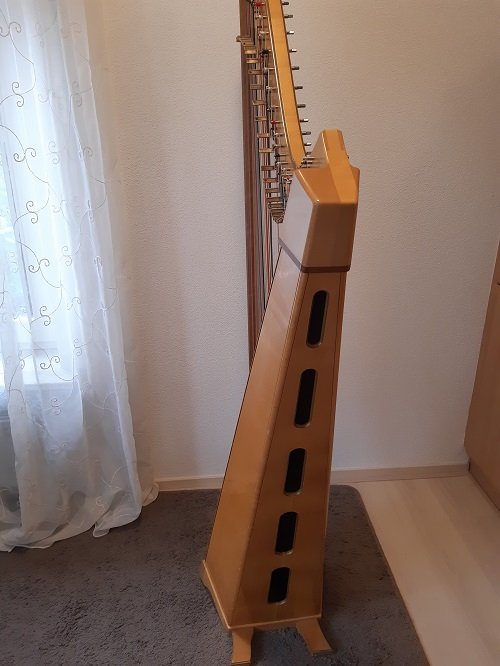 Keith Theobald harp 241 picture 10.jpg
